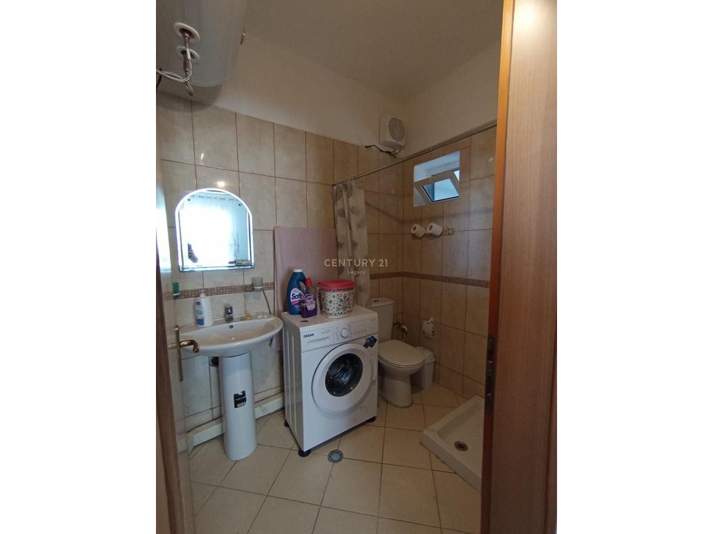 Apartament 1+1 per qira tek Kamelia ne Durres