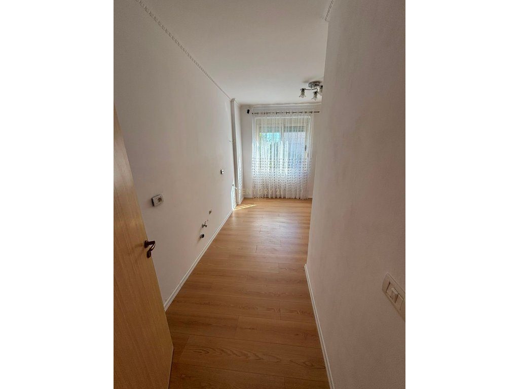 Apartament në Shitje në Zonën e Freskut