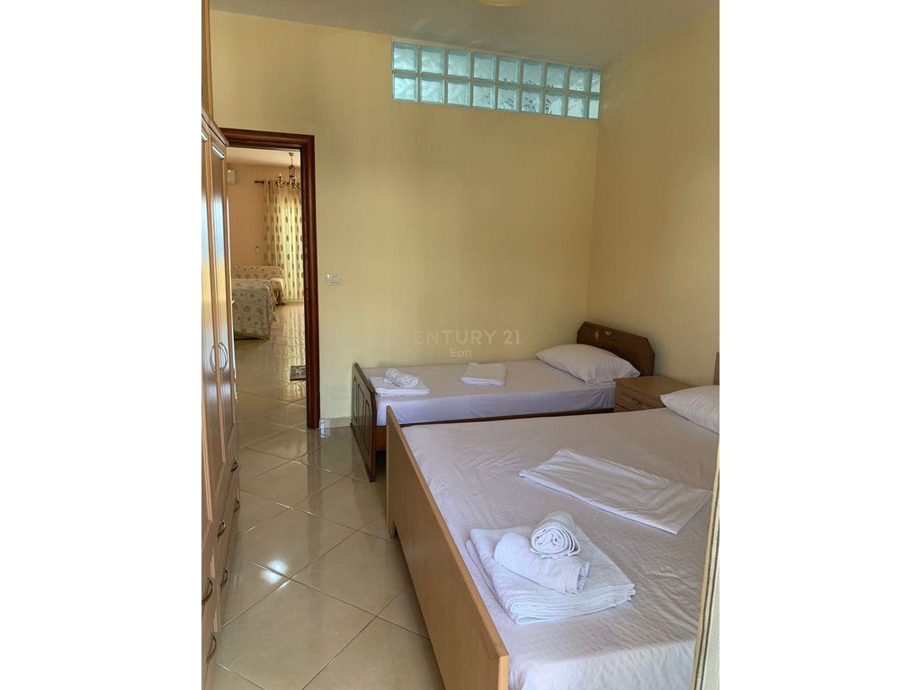 SHITET APARTAMENT ME PAMJE DETI 1+1 NE SARANDE !
