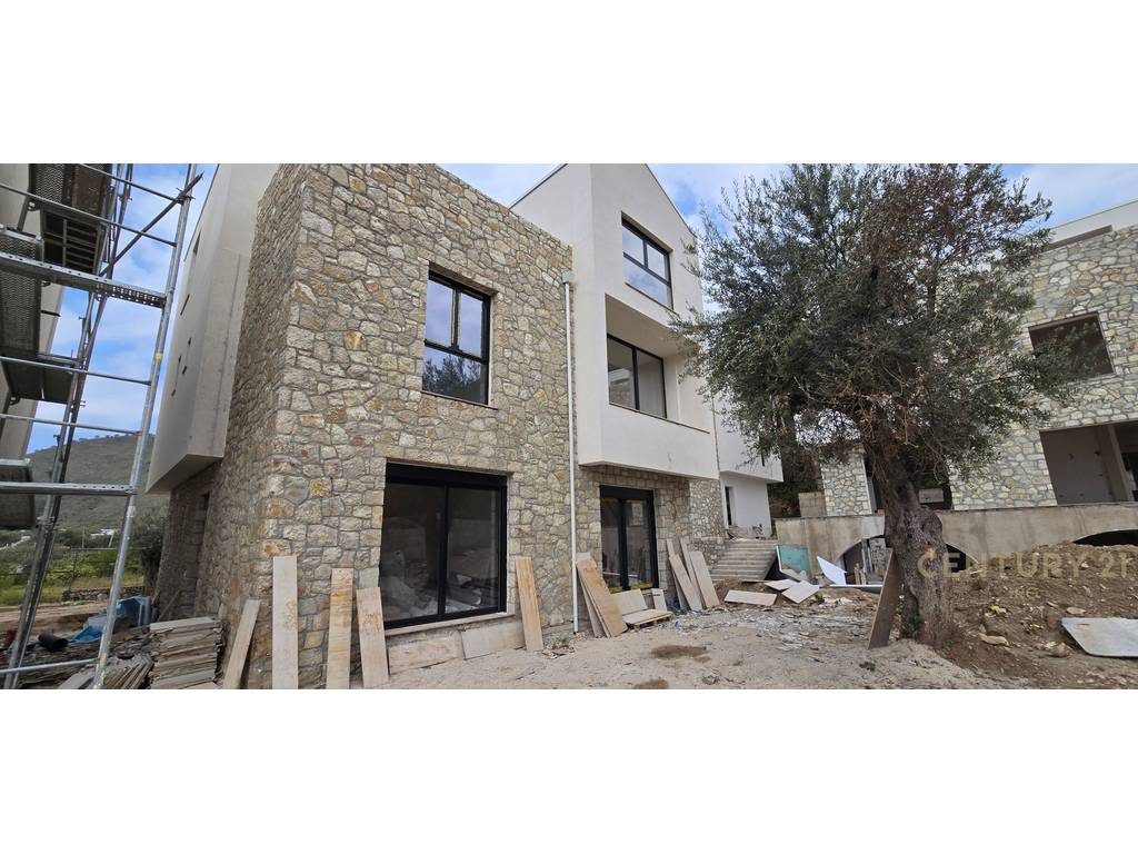 APARTAMENT 1+1 NE QEPARO!