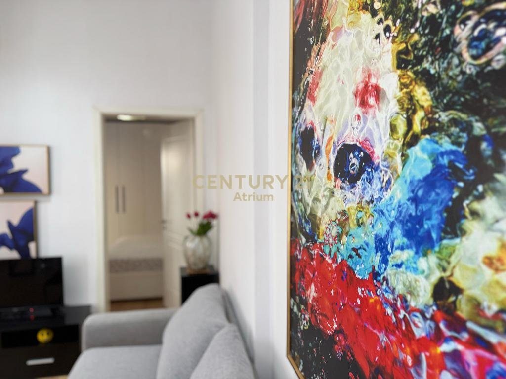 JAPIM ME QIRA APARTAMENT 1+1+ VERANDE TEK KOMPLEKSI DELIJORGJI !!!