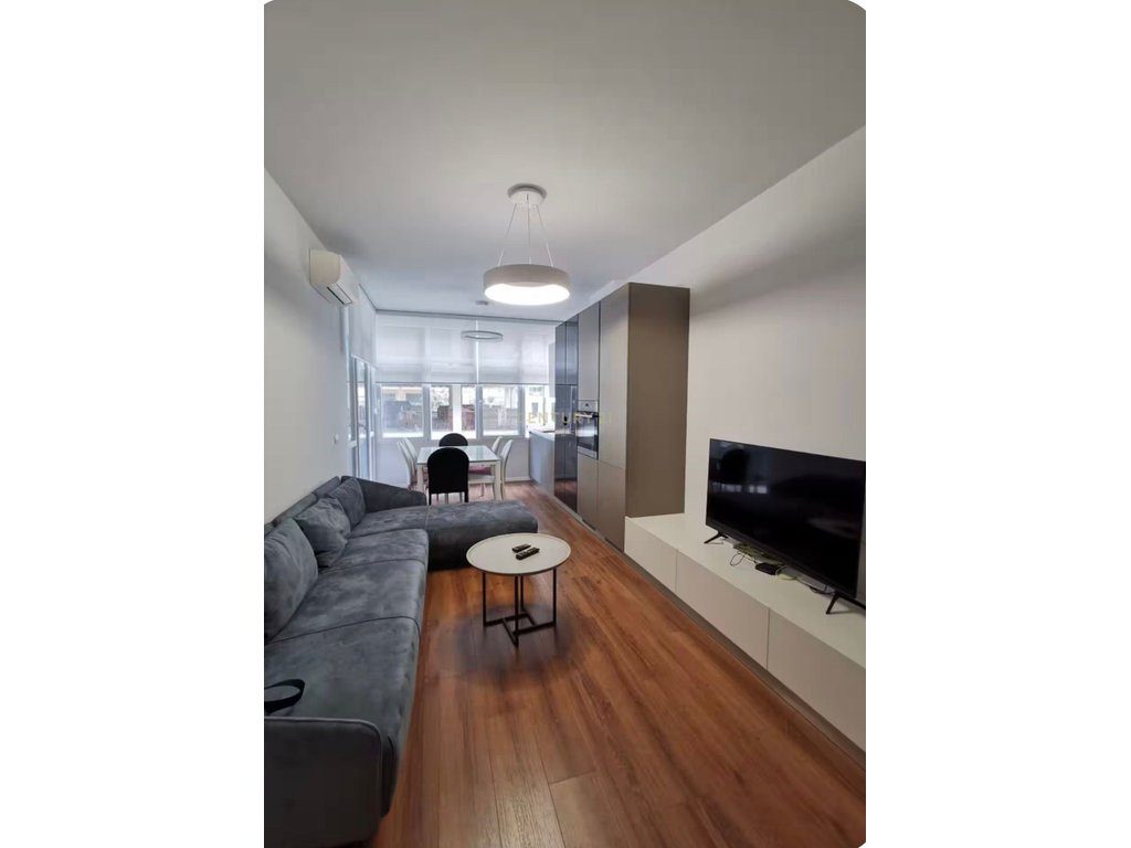 ‼️LISTIM I RI. Shitet Apartament 2+1 me Ballkon pranë Marina Bay, Vlorë 165.000 €