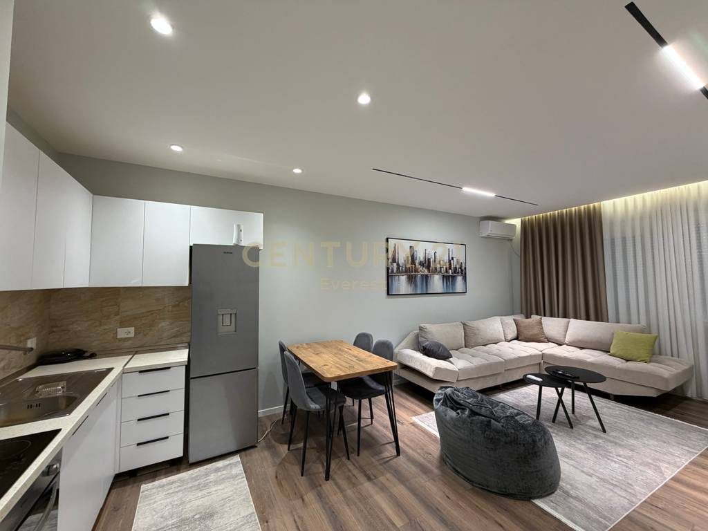 ASTIR, JEPET ME QIRA APARTAMENT 1+1