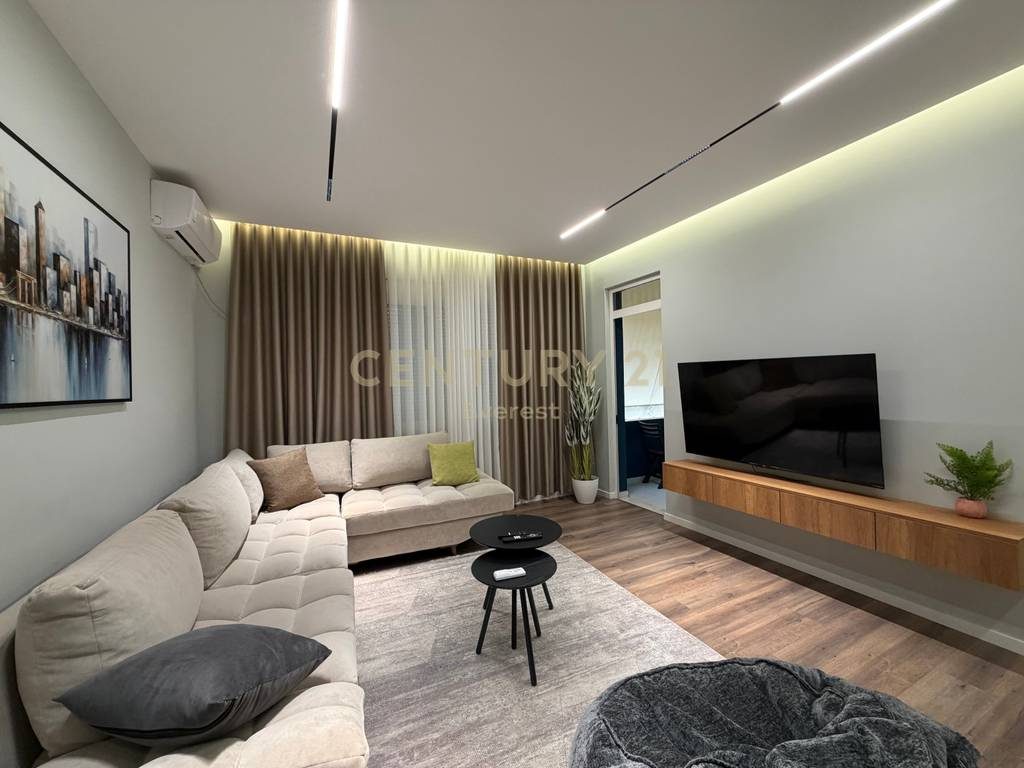 ASTIR, JEPET ME QIRA APARTAMENT 1+1