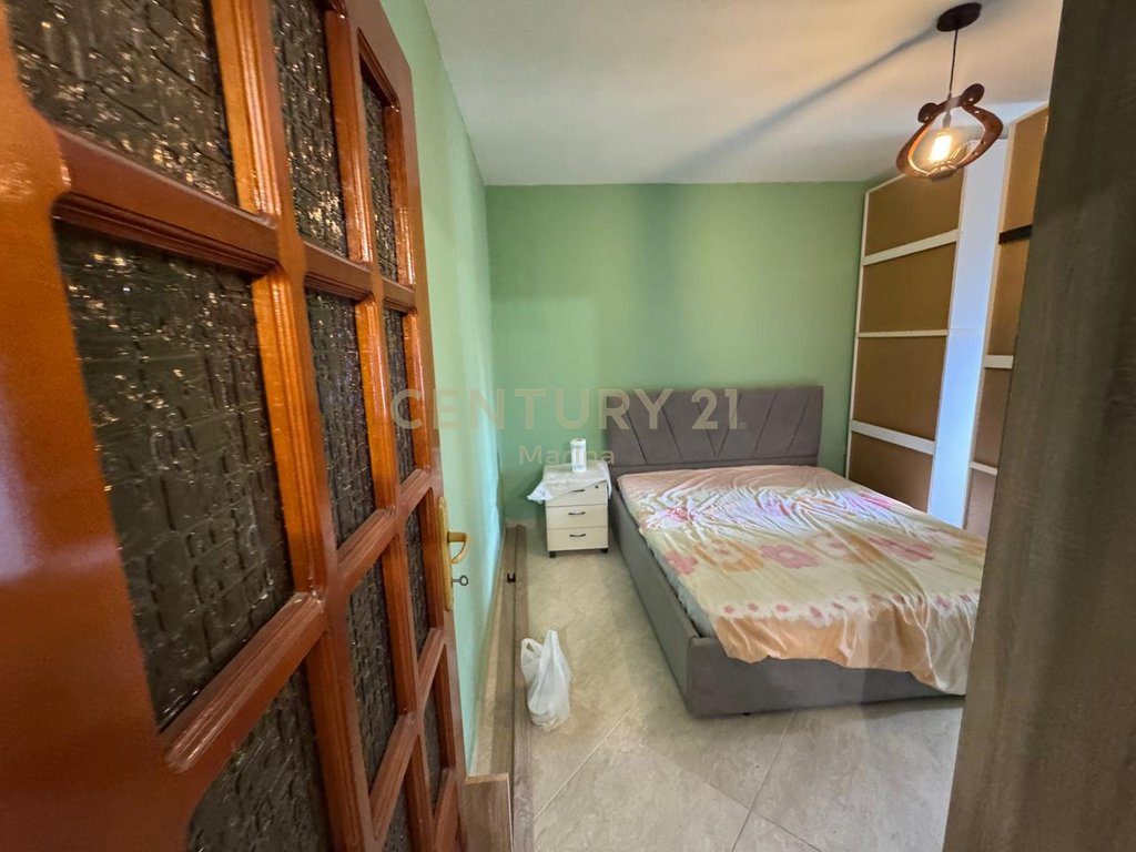 APARTAMENT 1+1 PER QERA,PRANE SHKOLLES ALI DEMI!
