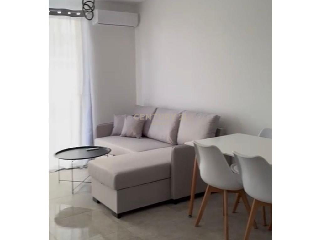 JEPET ME QIRA APARTAMENT 1+1 ME VERANDE PER BANIM OSE ZYRA !