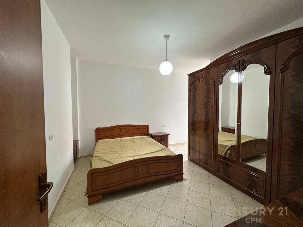 Apartament 3+1+2 Me Qira Tek Hipoteka
