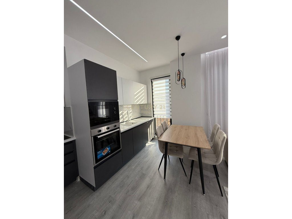 JEPET ME QIRA APARTAMENT 1+1+POST NE RRUGEN SIRI KODRA, SELVIA