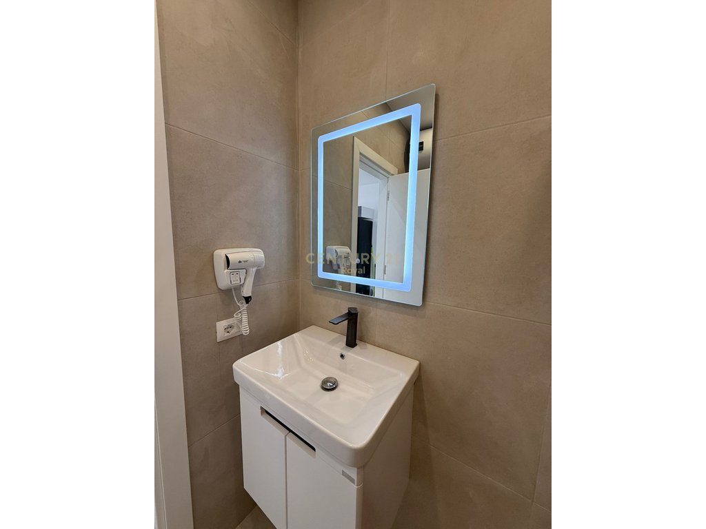 JEPET ME QIRA APARTAMENT 1+1+POST NE RRUGEN SIRI KODRA, SELVIA