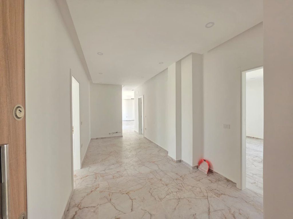 SHITET APARTAMENT PENTHOUSE 4+1 SHENGJIN