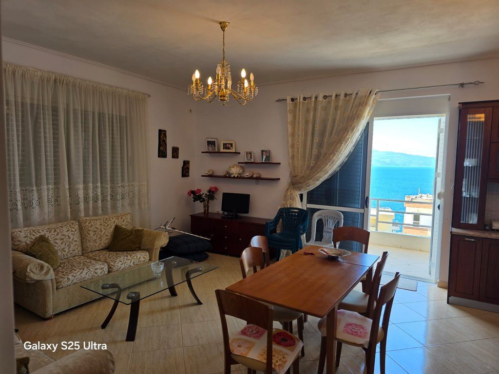 SARANDE, SHESIM APARTAMENT 2+1 ME PAMJE NGA DETI
