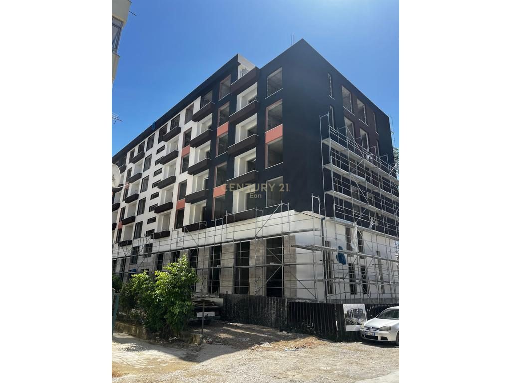 Apartament 2+1 Për Shitje në Golem, Durrës !
