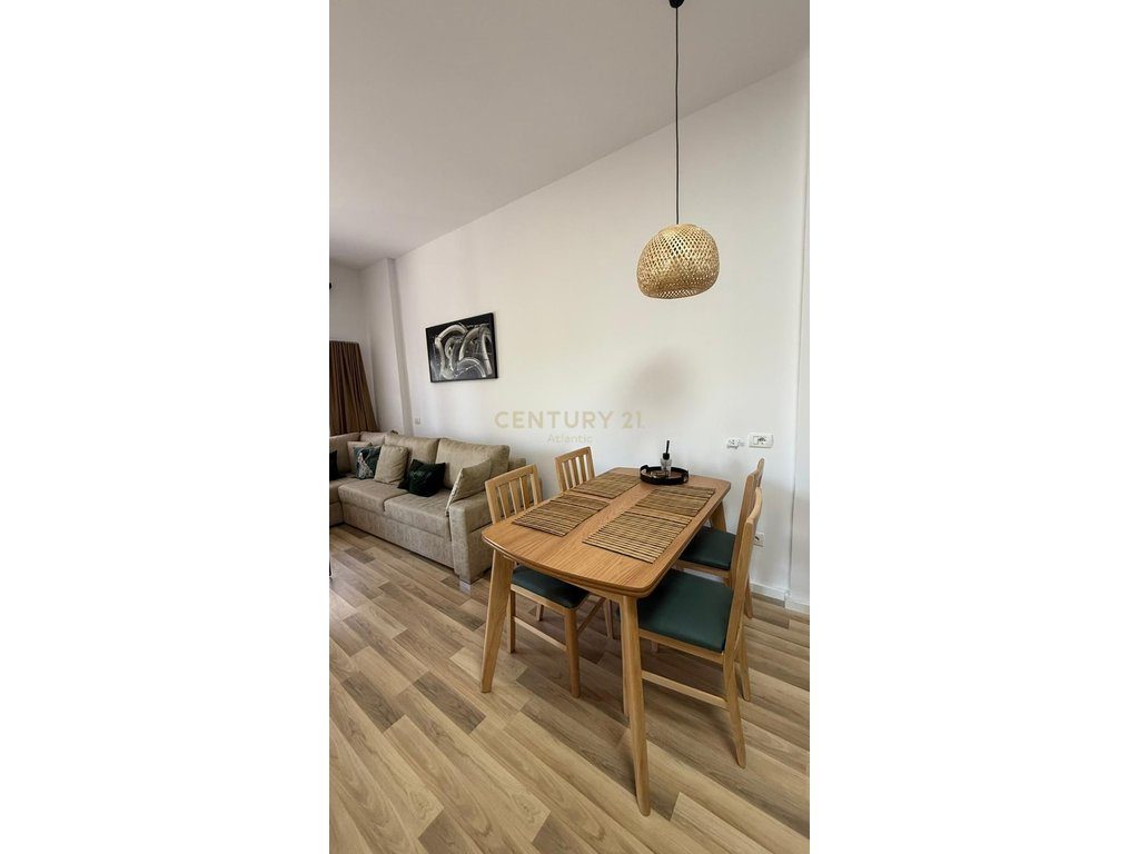 2 Apartamente 1+1 Për Shitje në Plazh, Durrës