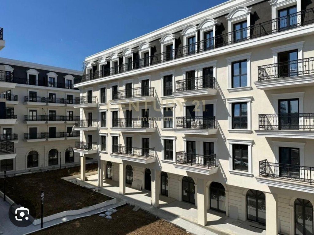 Apartament 2+1 për shitje tek Porta e Re, Sauk!