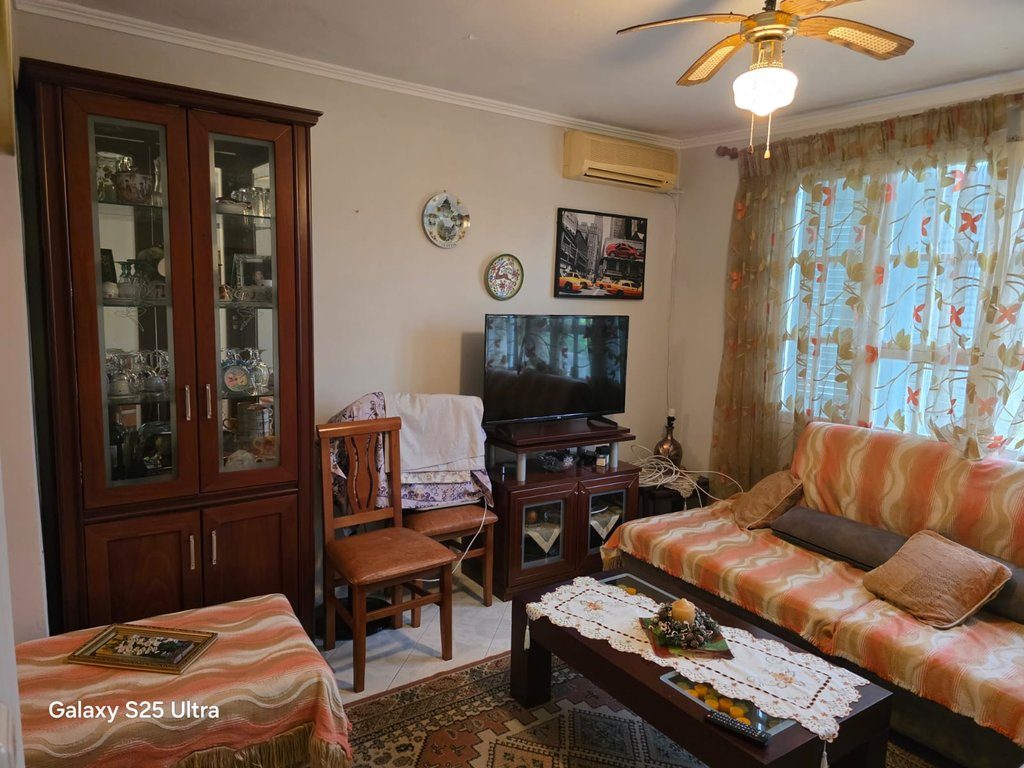 SHELEGAR, SARANDE, SHESIM SHTEPI PRIVATE