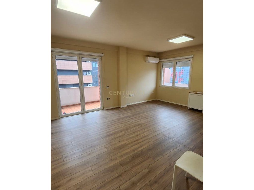 JEPET ME QIRA AMBIENT PER ZYRA NE ZONEN E UNAZES SE RE