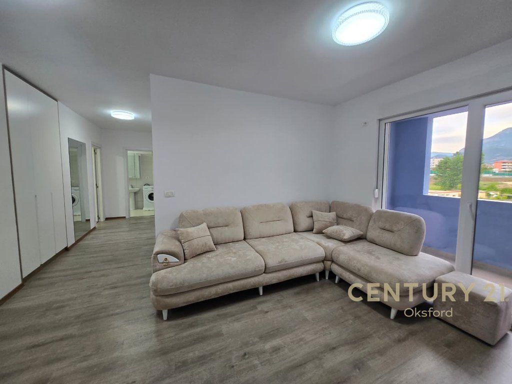 APARTAMENT ME QIRA 2+1+2T NE ZONEN E 5 MAJIT