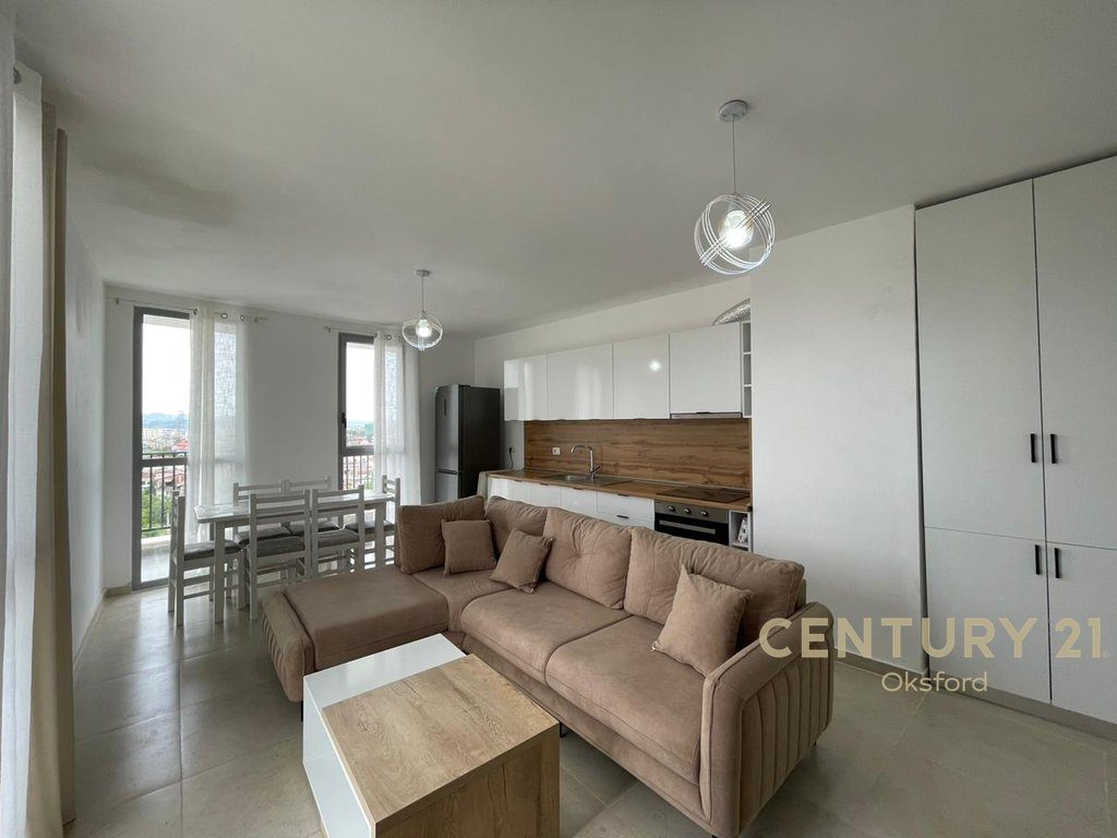 APARTAMENT PËR QIRA 2+1 TE  5 MAJI