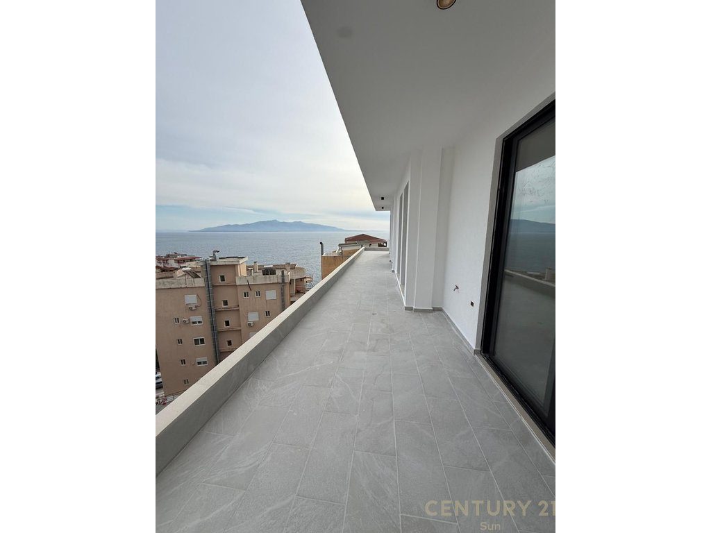 Penthouse në Shitje në Sarandë