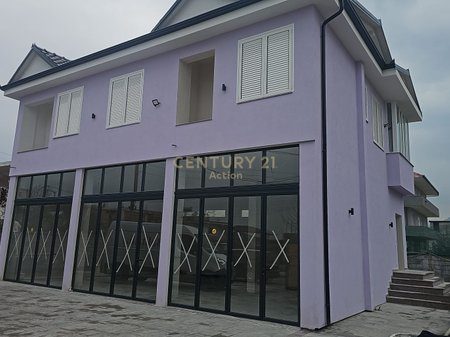 JEPET ME QIRA NJESI BIZNESI BUZE RRUGE,BULEVARDI BLU KAMEZ!