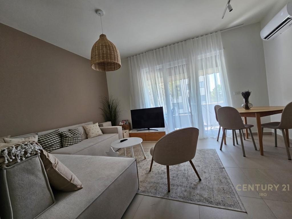 APARTAMENT 1+1 PËR SHITJE NË VALA MAR