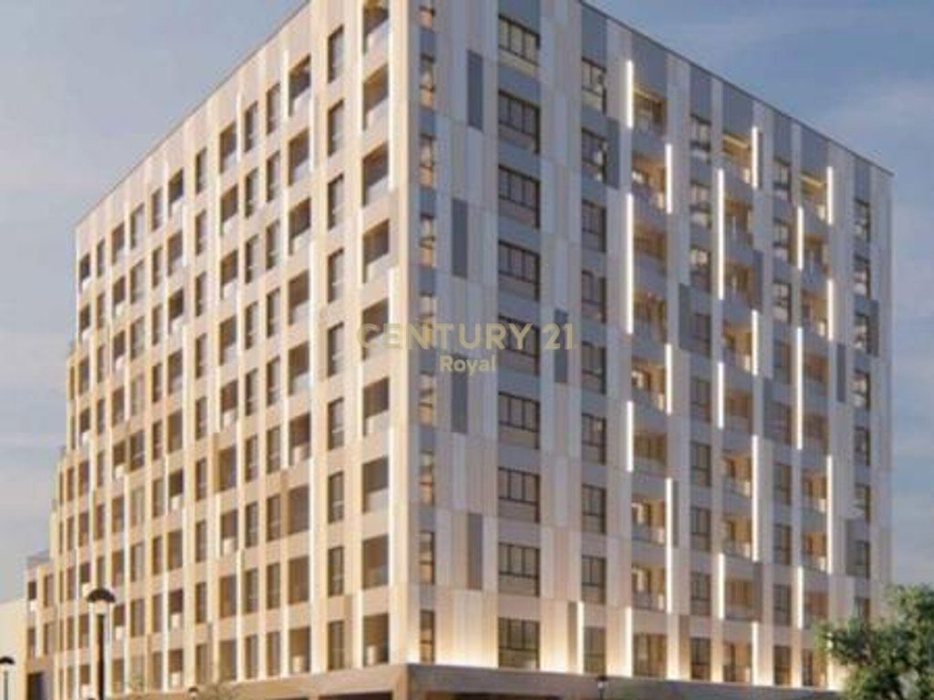 SHITET APARTAMENT 3+1+2 PRANE MATERNITETIT TE NE NE BULEVARDIN BAJRAM CURRI
