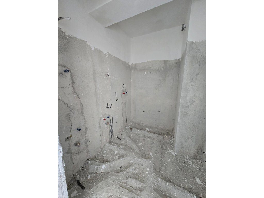 APARTAMENT 1+1 PER SHITJE,NE RADHIME! PAMJE ANSORE DET!