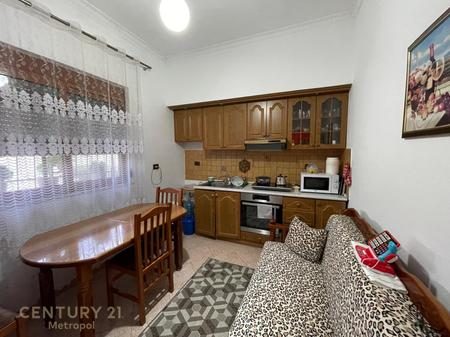 Shitet shtëpi private në zonën e Plazhit, Durrës