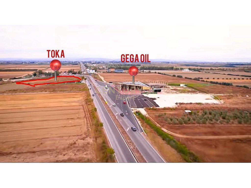 Tokë për shitje në aksin Fier–Lushnje, zonë strategjike për biznes