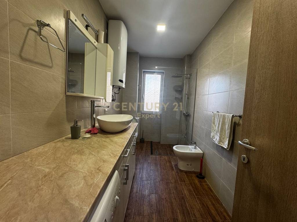 JAPIM ME QERA APARTAMENT 1+1 TEK MINE PEZA