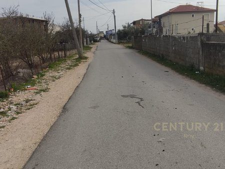 SHITET TOKE PRANE MBIKALIMIT TE SHKOZETIT !!