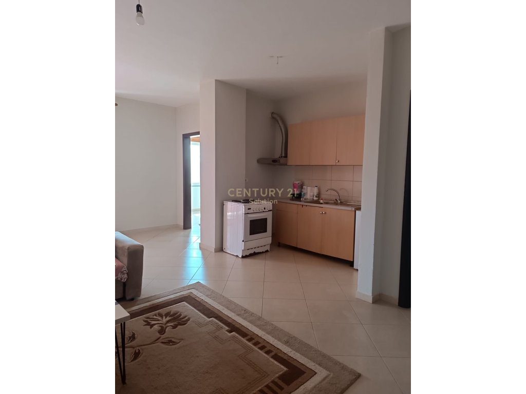 APARTAMENT 2+1 PER SHITJE PRANE URES SE DAJLANIT!