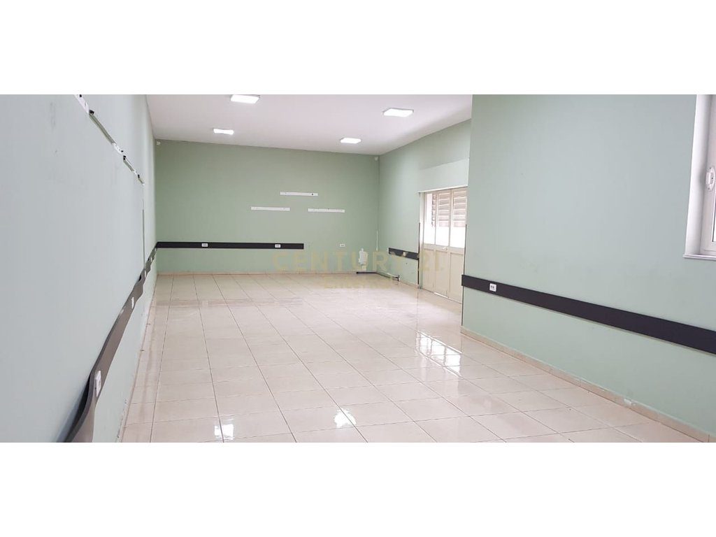 Rruga Bardhyl - Jepet Dyqan 100m2 Kati 0 Me Qera
