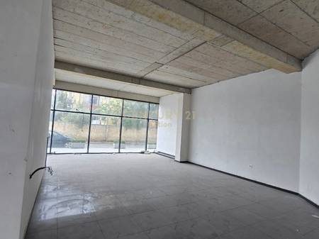 Ambient Komercial 1+1 Me Qira në Plazh, Durrës - 500€ | 91.2 m²
