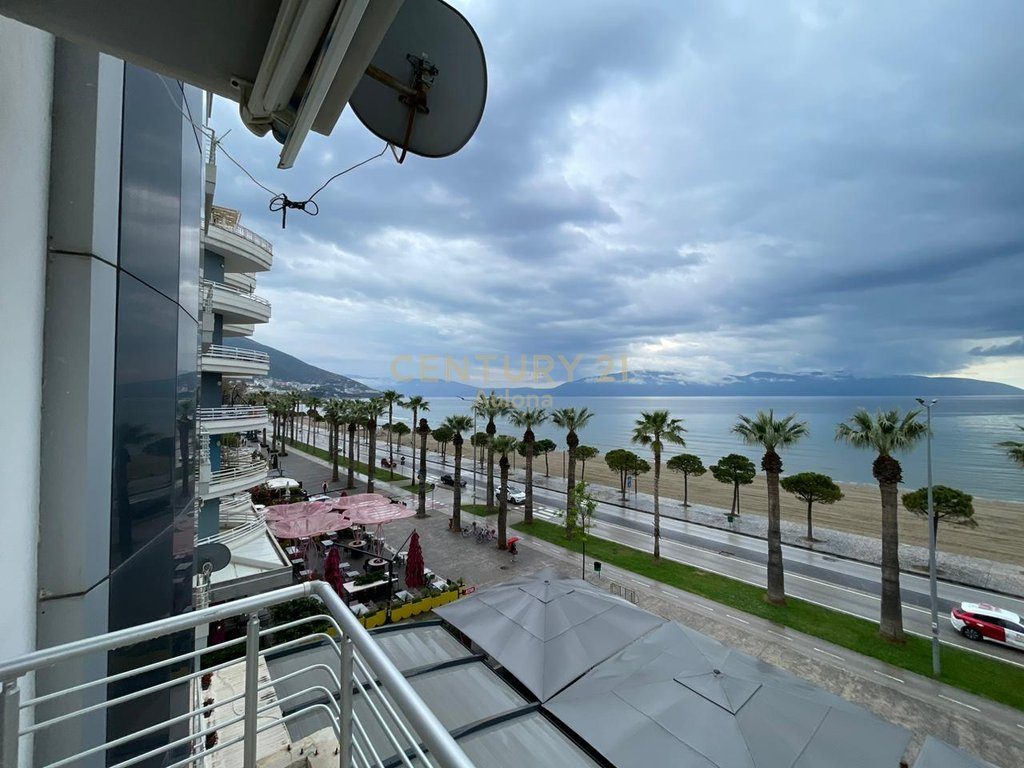 SUPER APARTAMENT 2+1 ME PAMJE PANORAMIKE NGA DETI NE LUNGOMARE