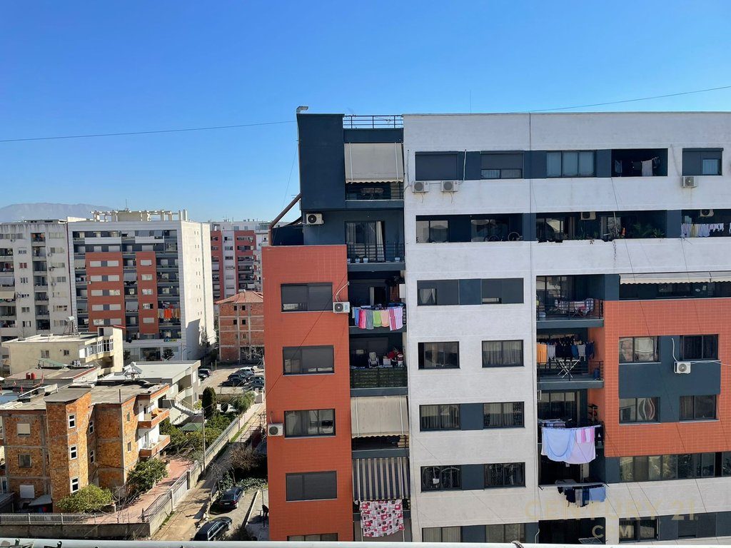 JEPET APARTAMENT PER QIRA NE ASTIR!