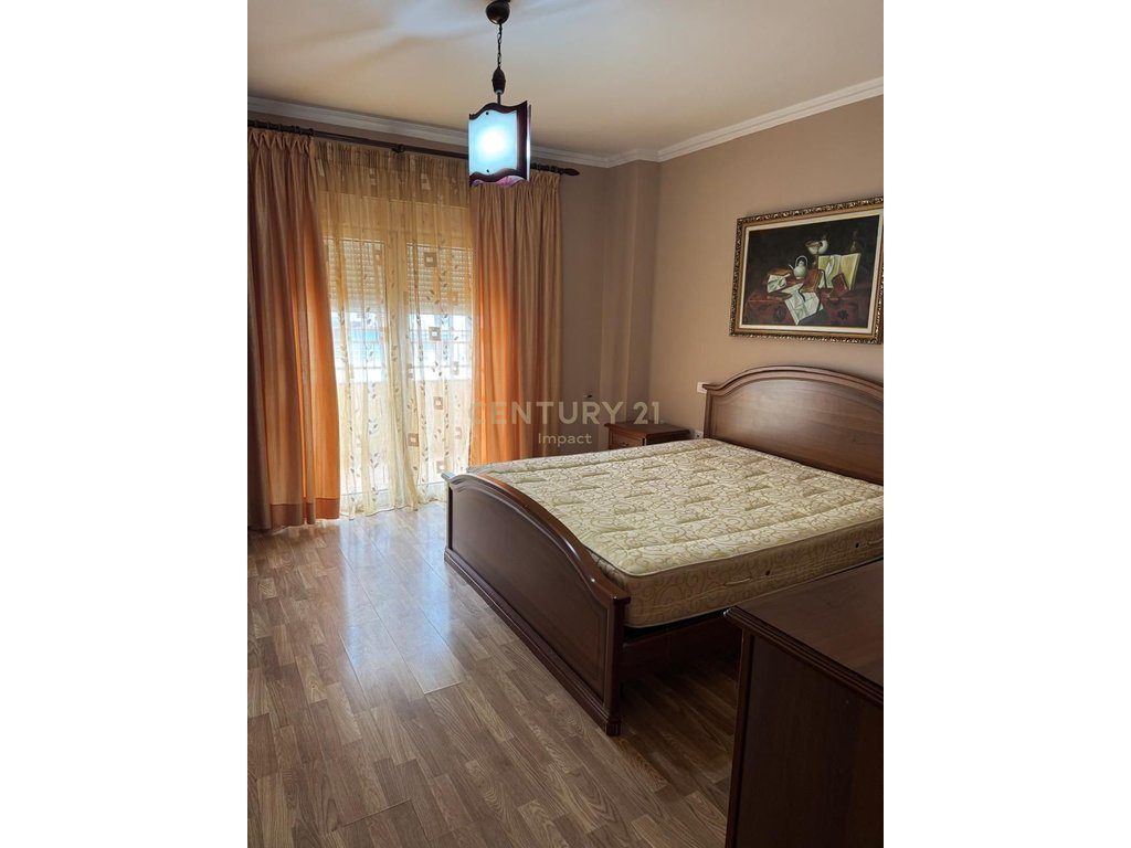 Apartament 1+1 Me Qira tek Sheshi Willson, Tirana e Re !