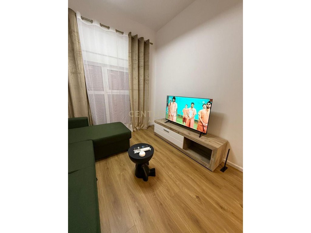 Jepet me qira apartament 1+1 tek rezidenca Kadiu, Ali Demi