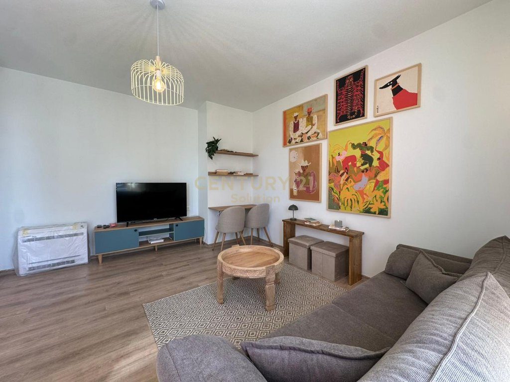 APARTAMENT 1+1+PARKING PER QIRA PRANE FARMACISE NR 10!