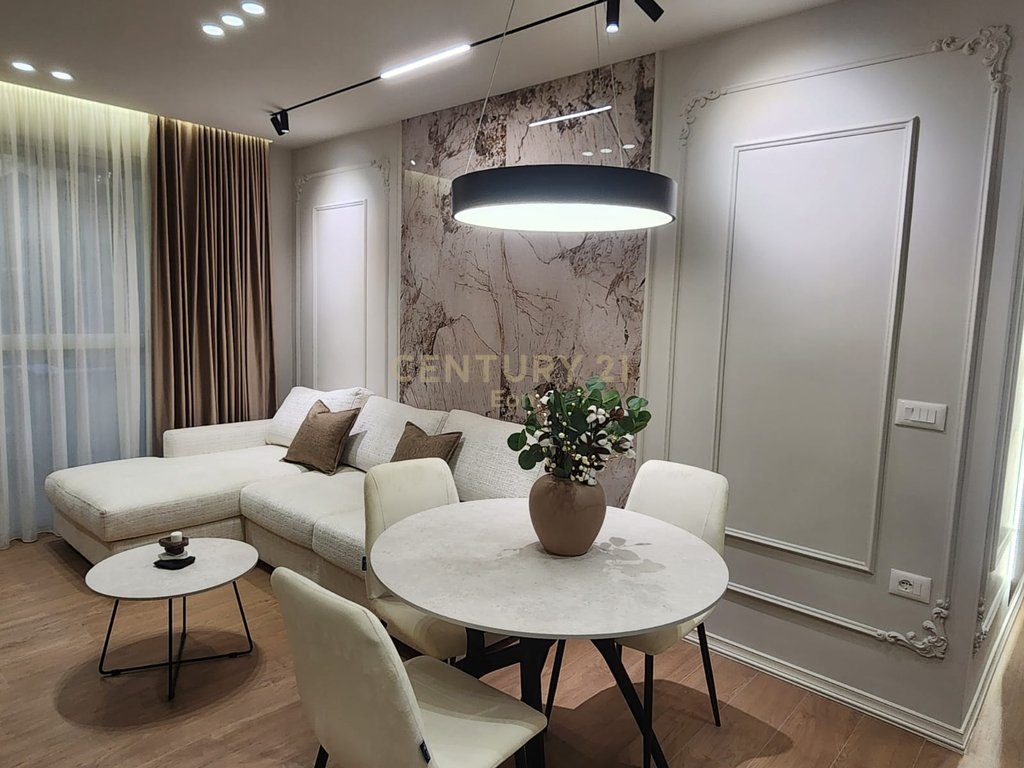 Shitet Apartament 2+1 ne zonen e Plazh me Pamje Deti, Durres!