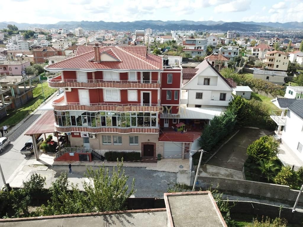 Shitet godinë Multifunksionale për Banim & Biznes në Kodër Kamëz