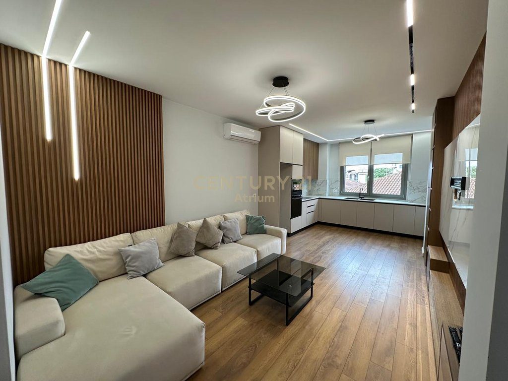 SHITET APARTAMENT 2 + 1 + 2 TEK OXHAKU KOMPLEKSI TOWER BRIGDE !