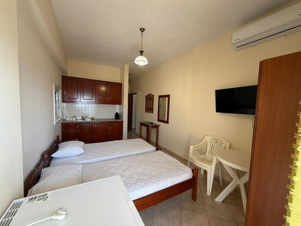 SARANDË, SHITEN 3 STUDIO