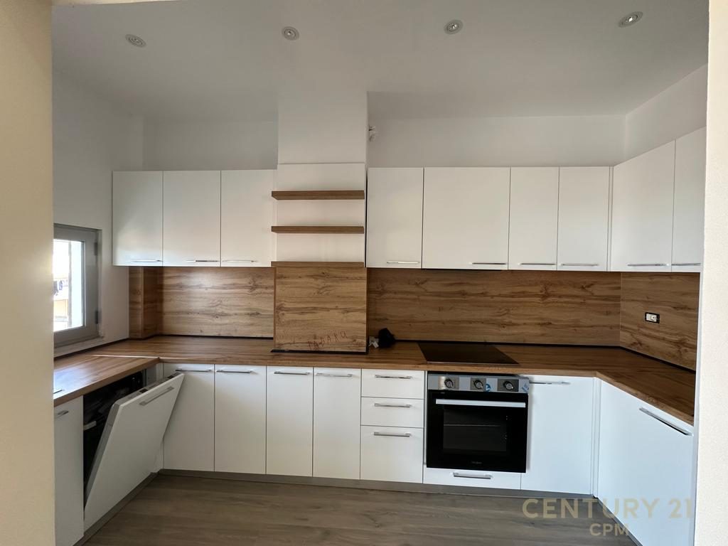 Qira, Apartament 3+1+2 Tek Gjimnazi Ismail Qemali