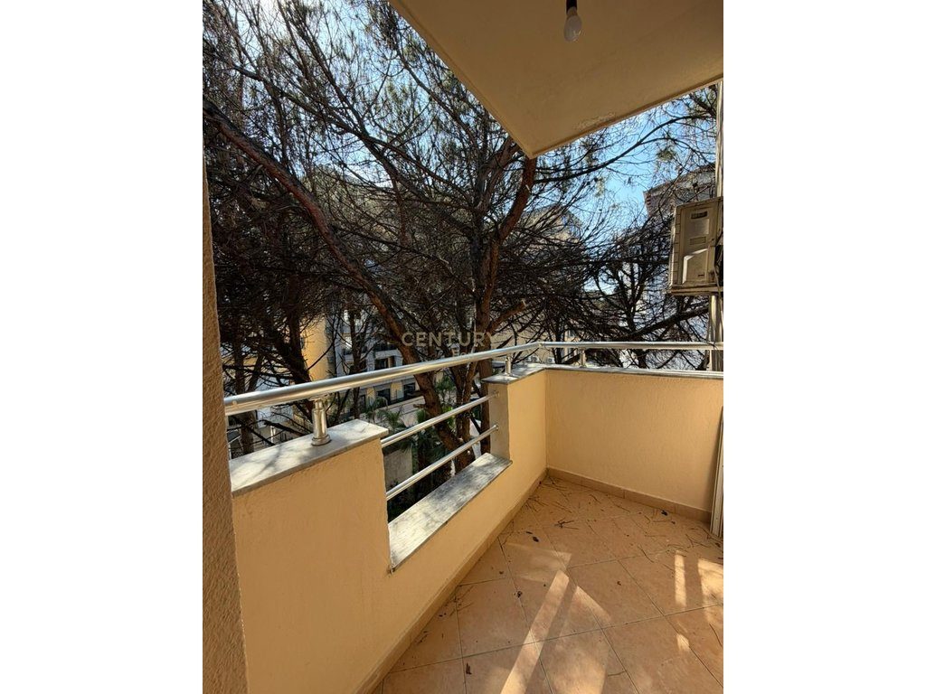 Apartament 1+1 Në Shitje në Mali i Robit, Durrës !