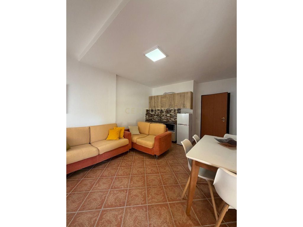 Apartament 1+1 Me Qira në Shkëmbin e Kavajës, Durrës - 440€ | 58 m²
