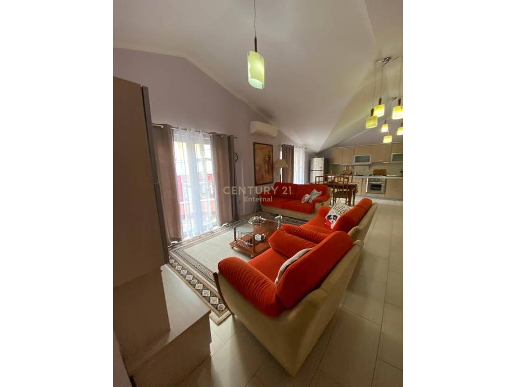 APARTAMENT 3+1+POST PARKIMI ME QIRA TEK KRISTAL CENTER