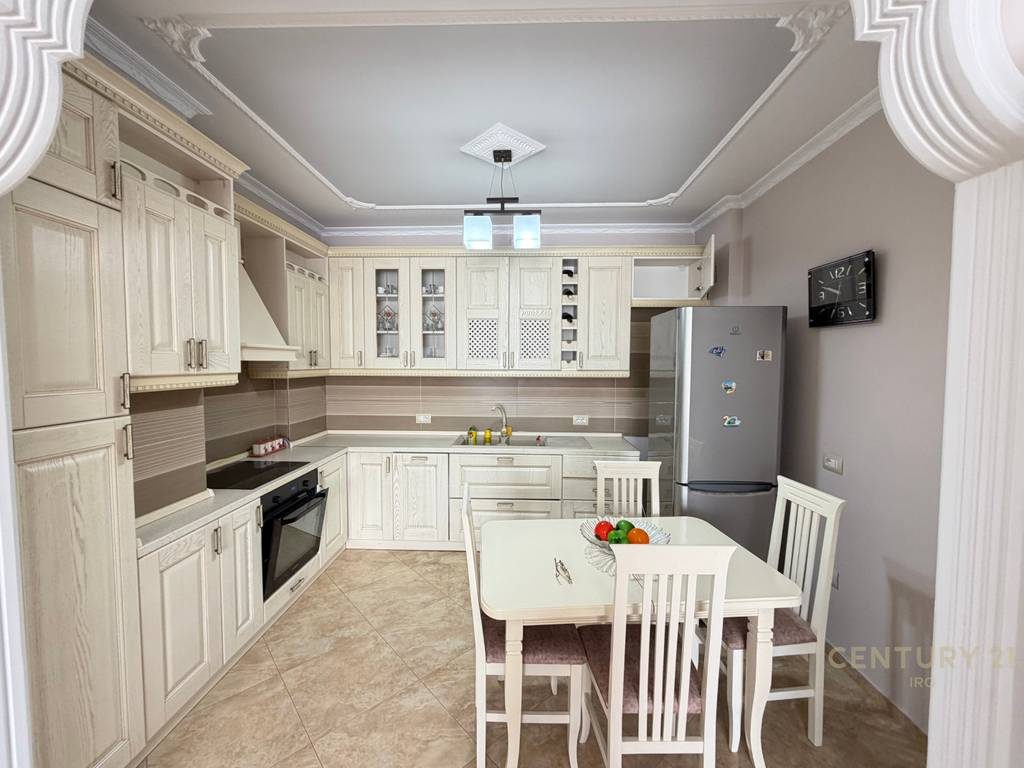 APARTAMENT 2+1+POST PARKIMI TEK FUSHA NË ALI DEM
