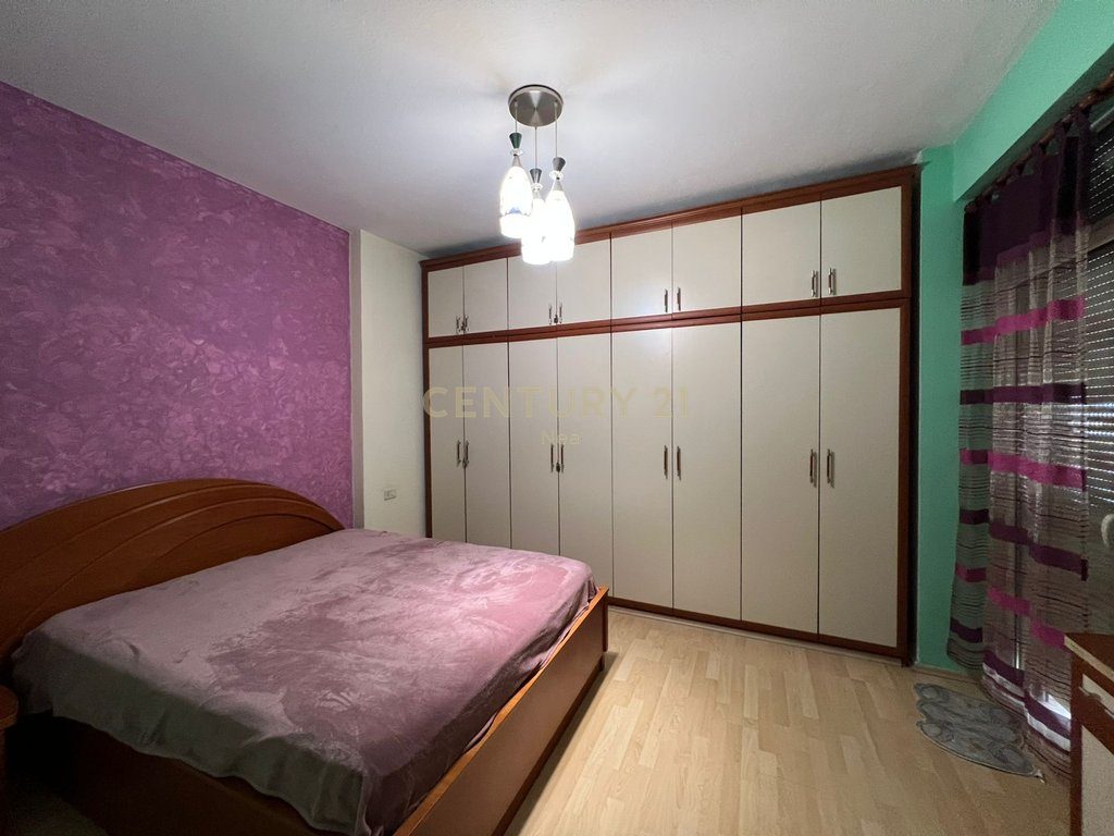 Apartament 2+1+2 me qira tek ZOGU I ZI!