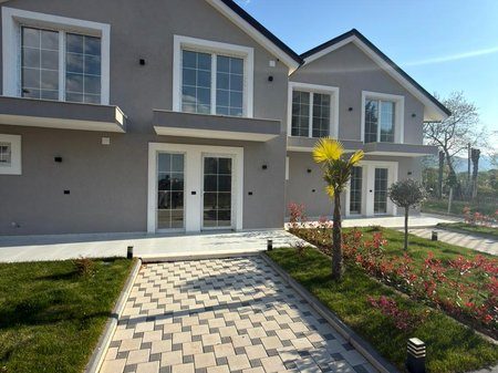 Duplex 2+1 në Drilon, vetëm 120 m nga Liqeni i Ohrit